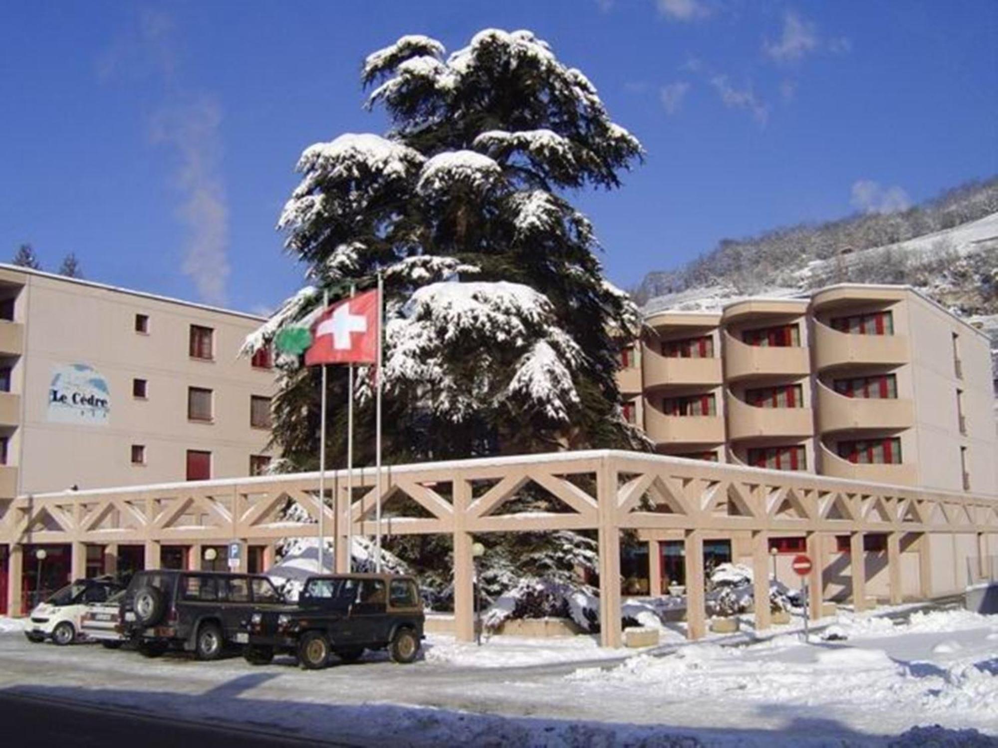 Hotel Le Cedre Bex Екстер'єр фото