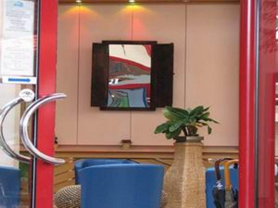 Hotel Le Cedre Bex Екстер'єр фото